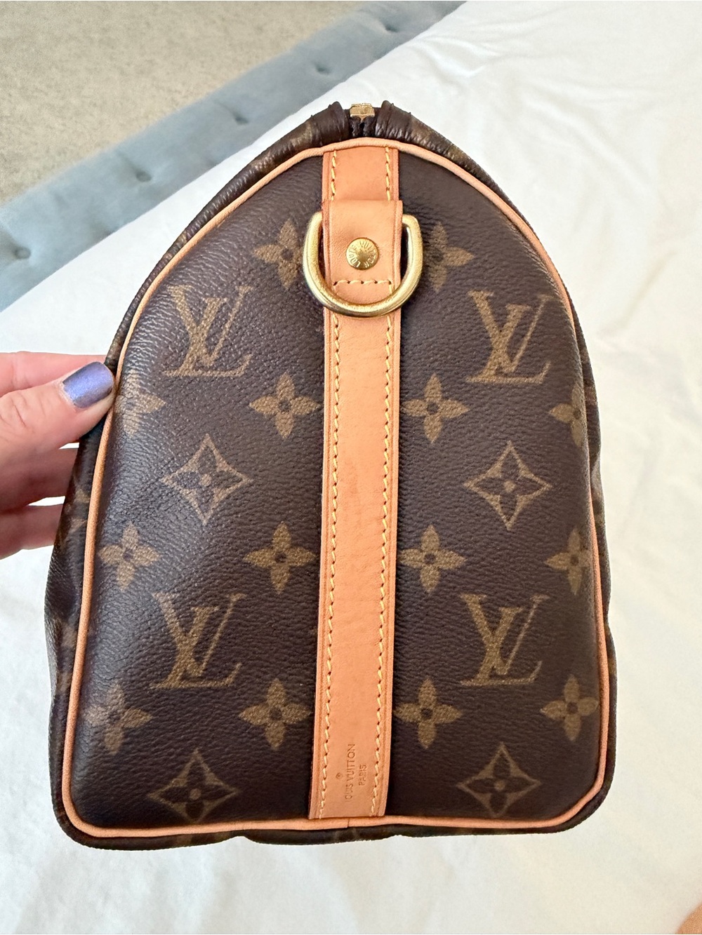 Authentic Louis Vuitton Speedy 25 Bandouliere in Monogram - Picture 6 of 14